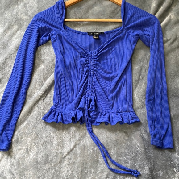 💙SHIRT FOR SALE💙 - Picture 2 of 3